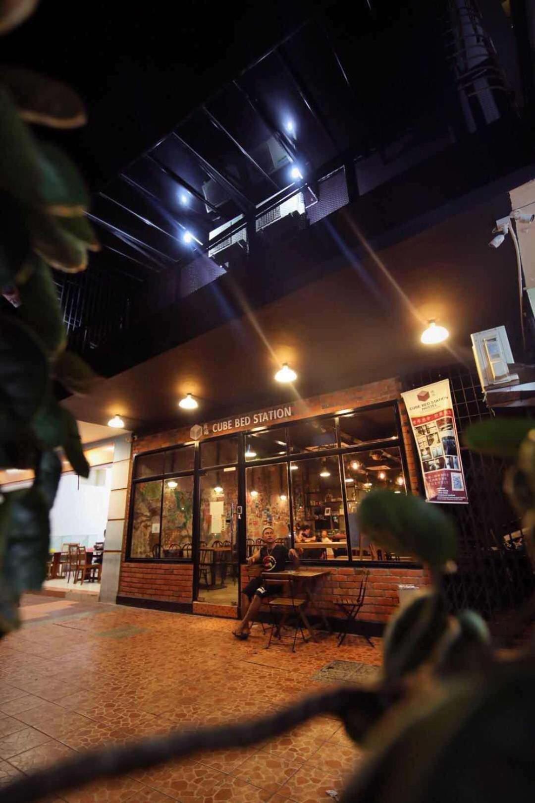 A Pousada Cube Bed Station & Tours Sdn Bhd Semporna Exterior foto