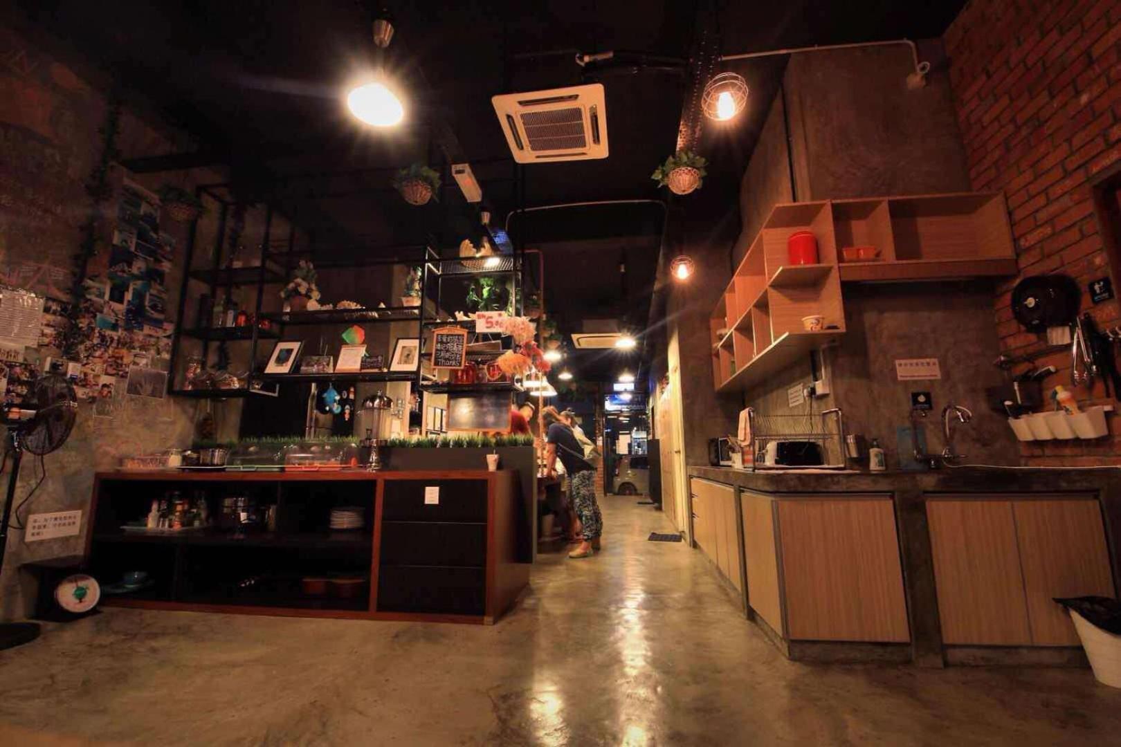A Pousada Cube Bed Station & Tours Sdn Bhd Semporna Exterior foto