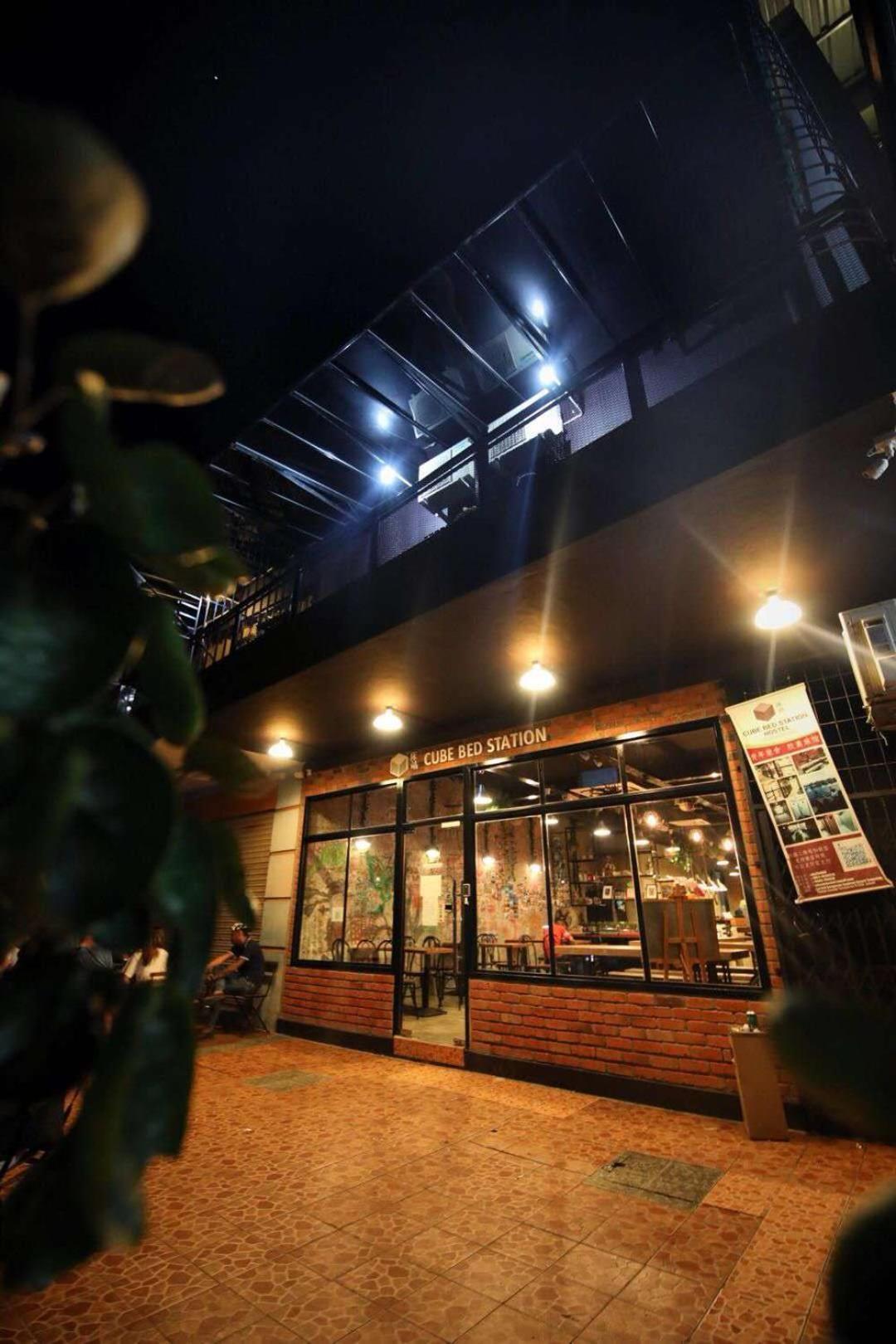 A Pousada Cube Bed Station & Tours Sdn Bhd Semporna Exterior foto